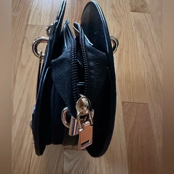 Cute pixie bag w/faux leather & suede w/gold tone studs, handles, & long strap - Picture 4 of 9